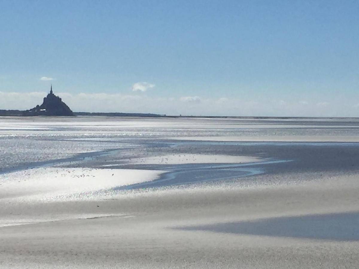 Chambre A Proximite De La Baie Du Mont Saint Michel Avranches Saint-Senier-sous-Avranches Exterior foto